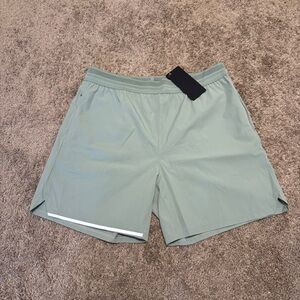 Alphalete Shorts Mens Large Green Athletic Gym Pockets Casual
